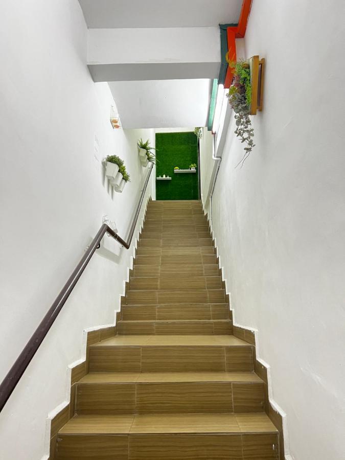 Homestay 55 Джохор Бахру Екстериор снимка