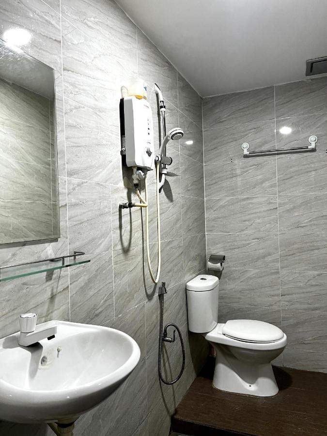 Homestay 55 Джохор Бахру Екстериор снимка