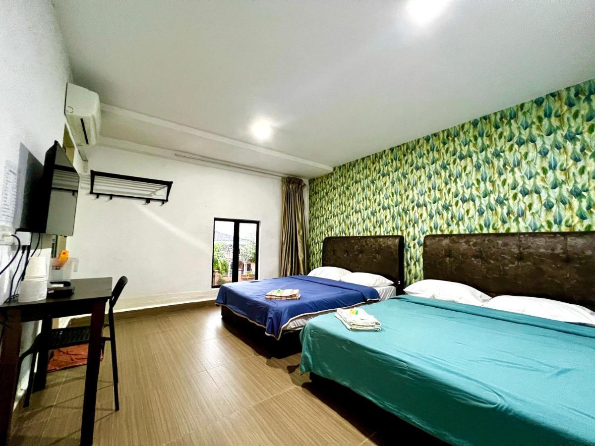 Homestay 55 Джохор Бахру Екстериор снимка